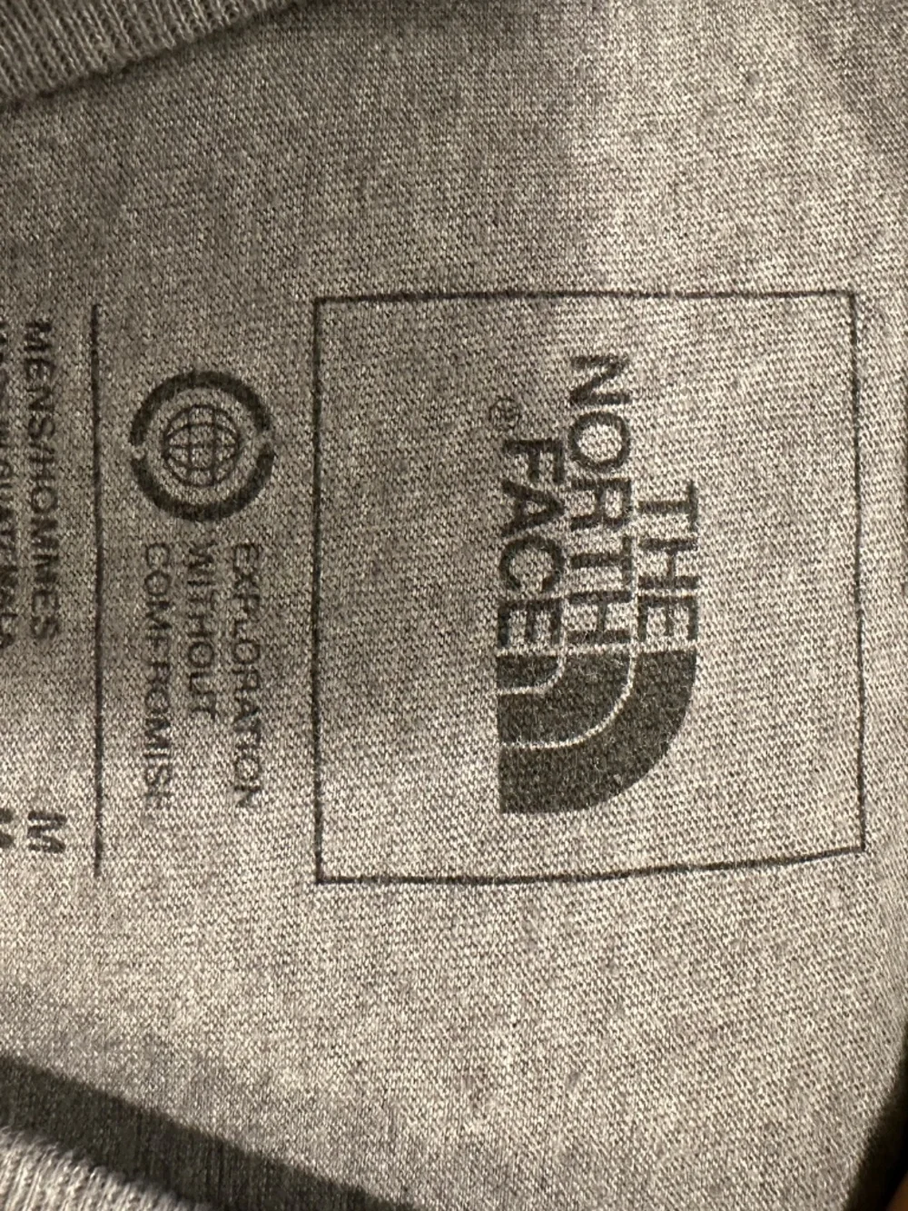 The North Face Stacked Logo Graphic T-Shirt Men's M Charcoal Gray